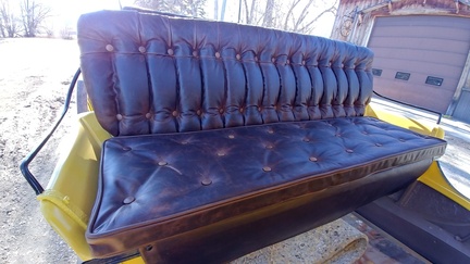 Yellowstone 11 passenger Touring Coach #38 - leather seats